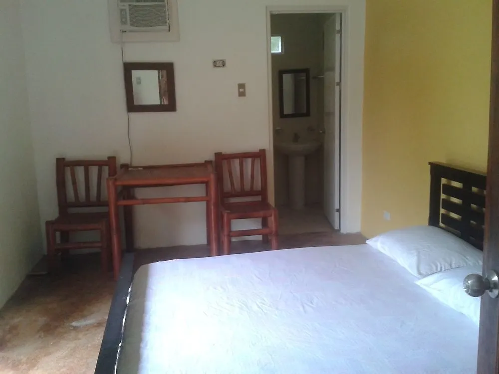 Panglao Palms Apartelle 2*,