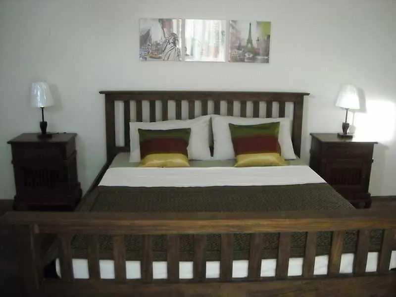 Panglao Palms Apartelle 2*,
