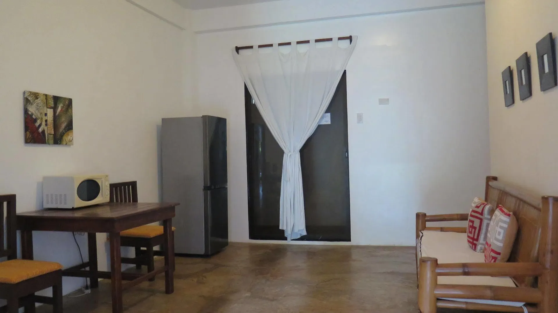Panglao Palms Apartelle 2*,  הפיליפינים